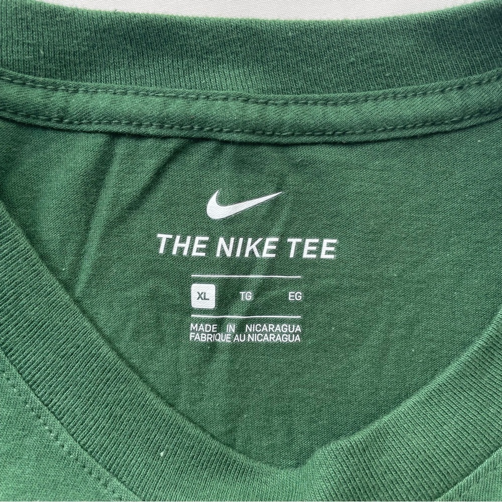 NWT Nike The Nike Teen Sportswear T-Shirt Size XL - Picture 5 of 6